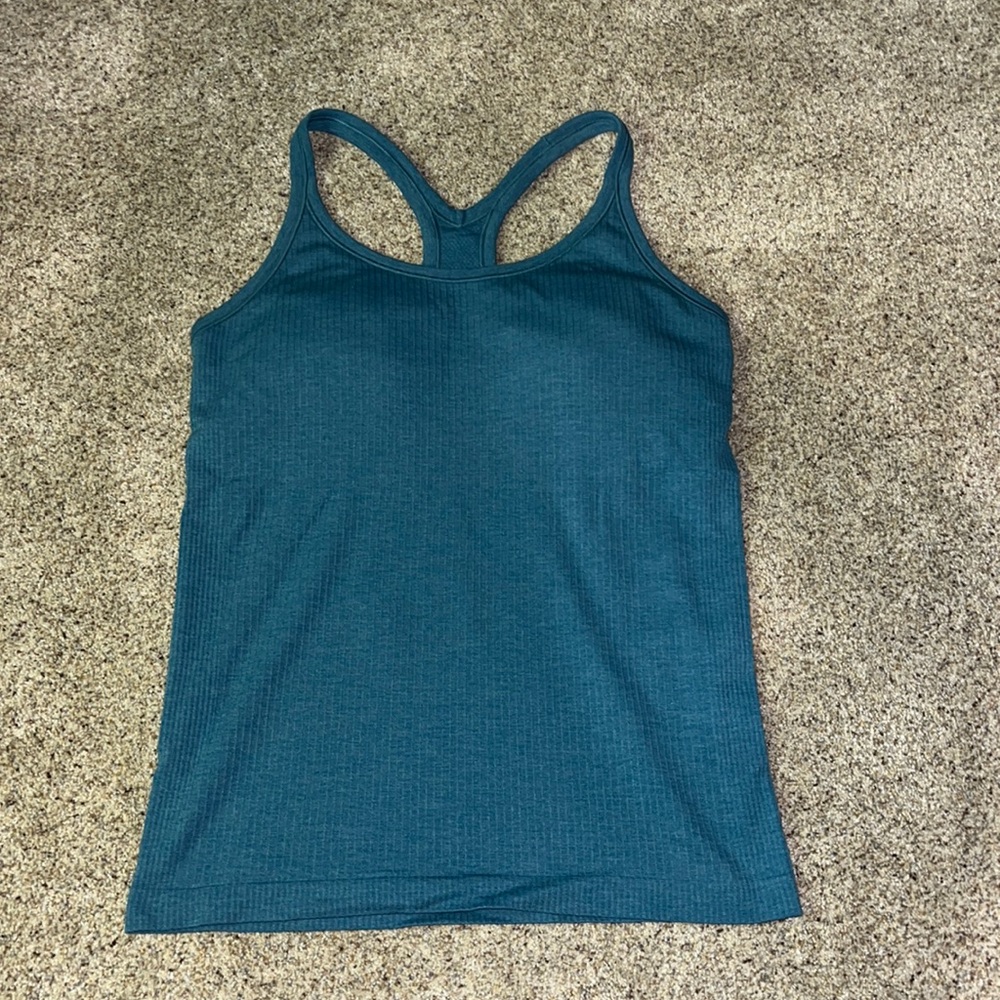 Lululemon Ebb to Street tank - Size 10